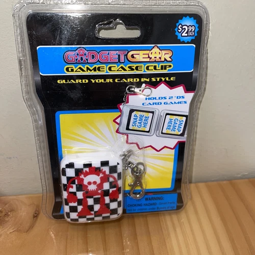 Gadget Gear Game Case Clip Holds 2 Ds Card Games