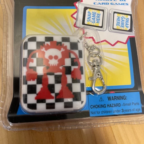 Gadget Gear Game Case Clip Holds 2 Ds Card Games - photo 4