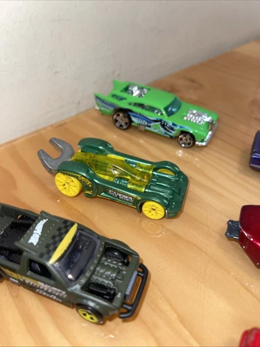 Hot Wheels Toy Car Lot Of 6 Cars - photo 3