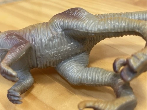 Vintage Dinosaur Toy Lot Of 6 - photo 3