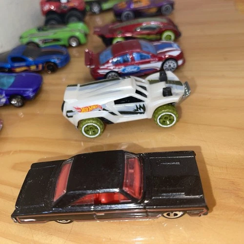 Hot Wheels Loose Car Lot of 12 - photo 3
