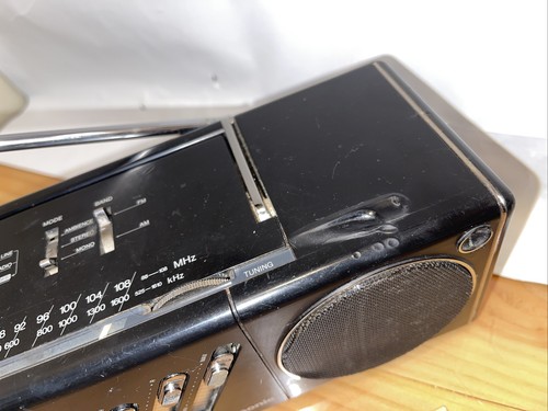 Vintage PANASONIC RX-F3 Stereo Radio Cassette Mini Boombox Japan - photo 3