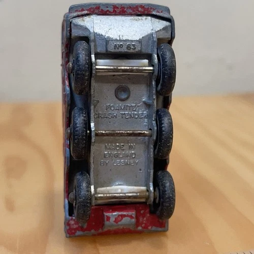 foamite crash tender lesney no 63 - photo 5