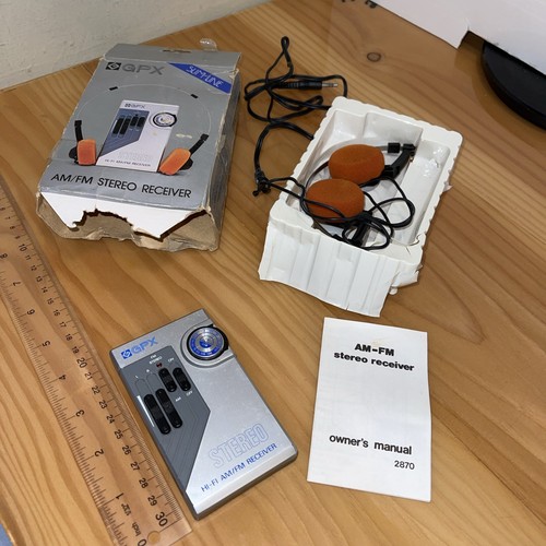 RARE Vintage Gran Prix GPX AM FM HI-FI POCKET RADIO