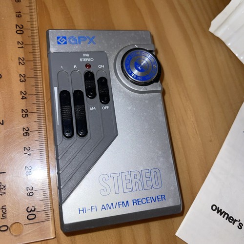 RARE Vintage Gran Prix GPX AM FM HI-FI POCKET RADIO - photo 2