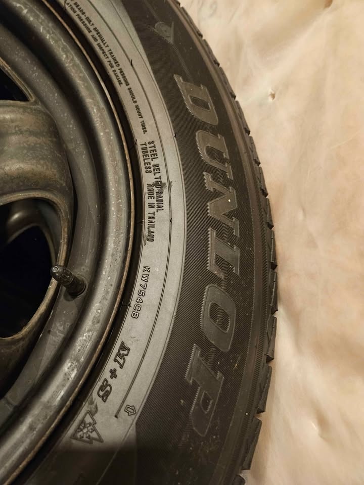 Dunlop wintermaxx SJ8 245/70R17 - photo 2