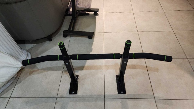 Bodyrox pull up bar NEW - photo 3