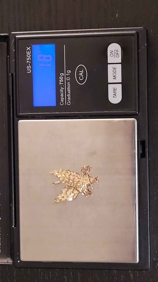 VINTAGE 10K Gold Eagle Pendant (1.2 Grams) - photo 4