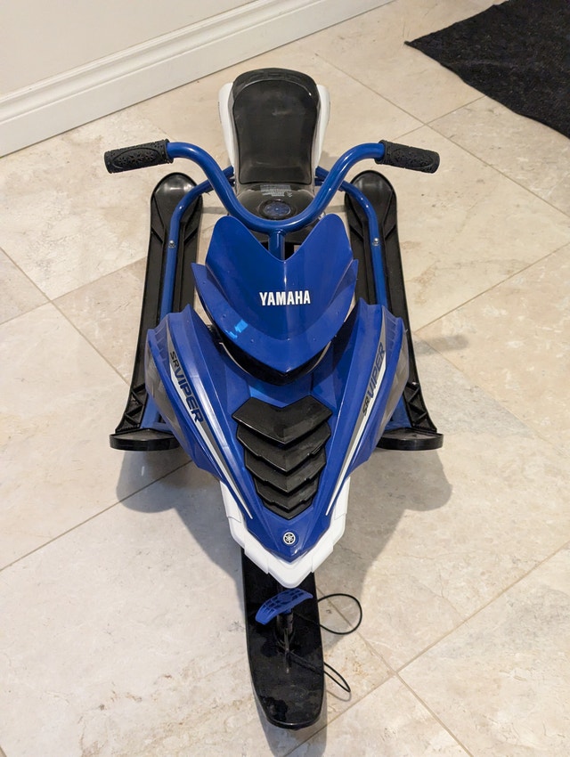 Snow Sled - Yamaha Viper - Excellent Condition - photo 2