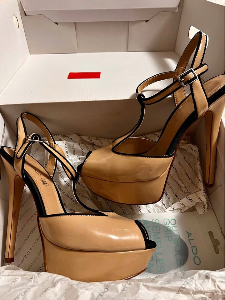Aldo beige tan high heels