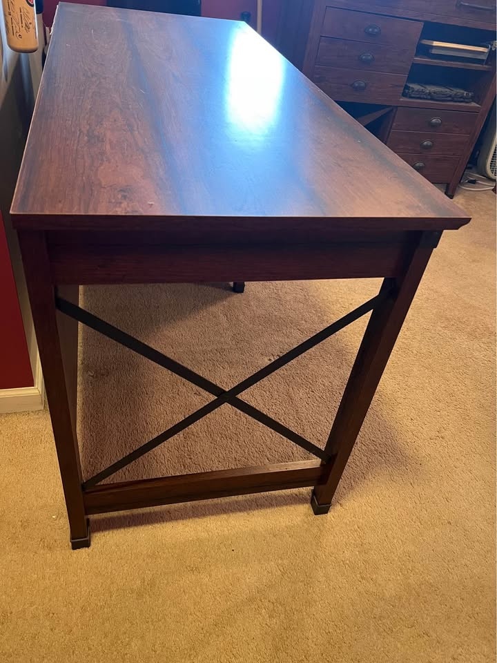 Desk with drawers - photo 2