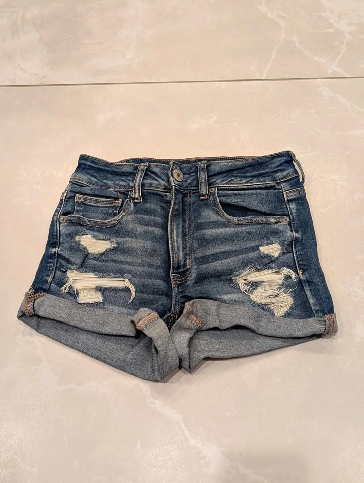 New with Tag American Eagle Womens Hi-Rise Shortie Ripped Blue J