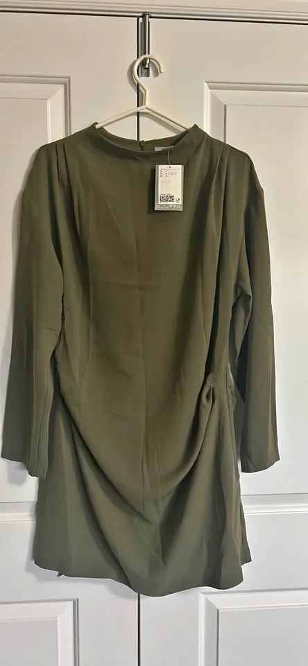 H&M midi dress thumbnail