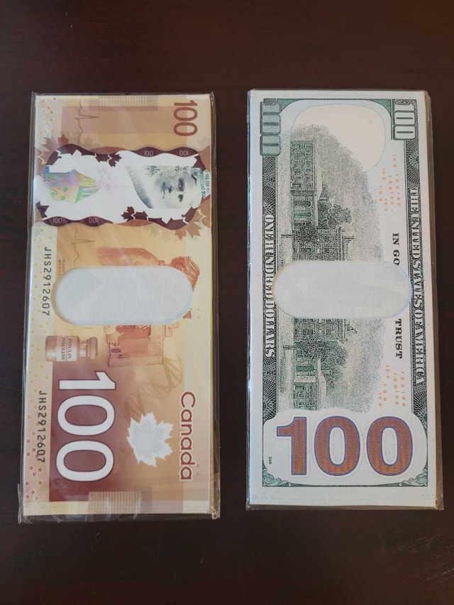 Brand New Fun Wallets - photo 2