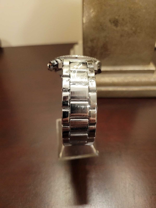 Brand New Unisex Silver Watch with Diamond Crystal Accents - photo 5