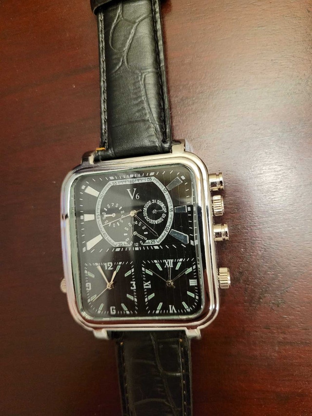 New V6 Silver Case Square Triple Dial Men's Watch - photo 4