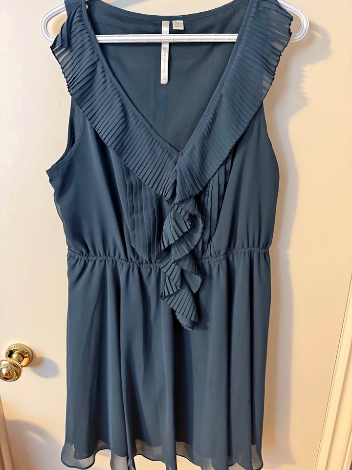 Lauren Conrad Brand Ladies Dress - Size 16 - Teal
