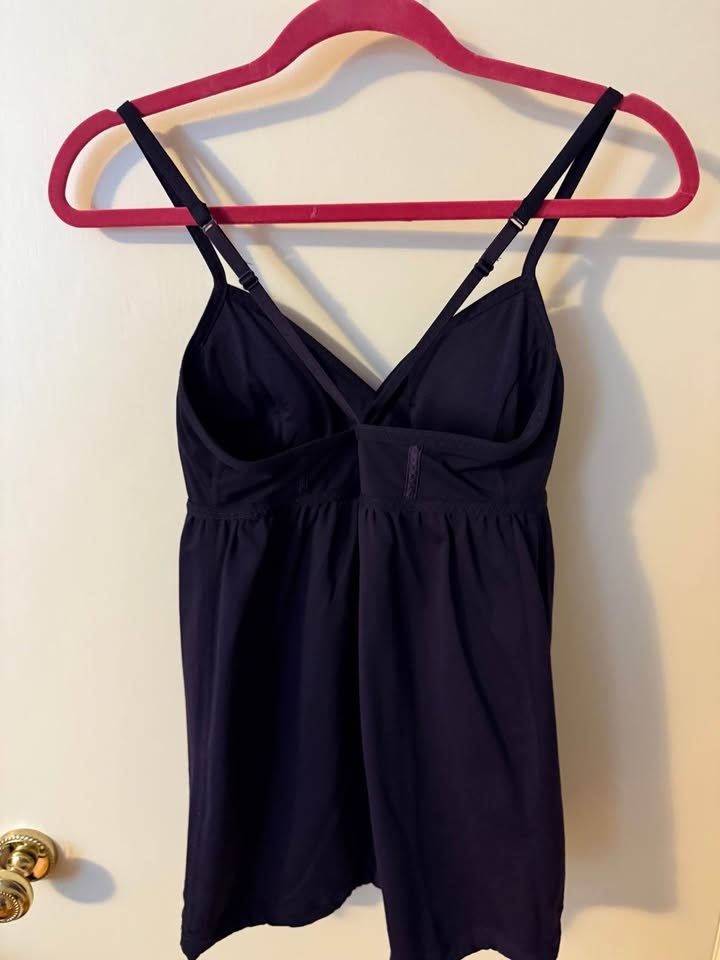 Lululemon Activewear Top - Size 10 - Purple - photo 4