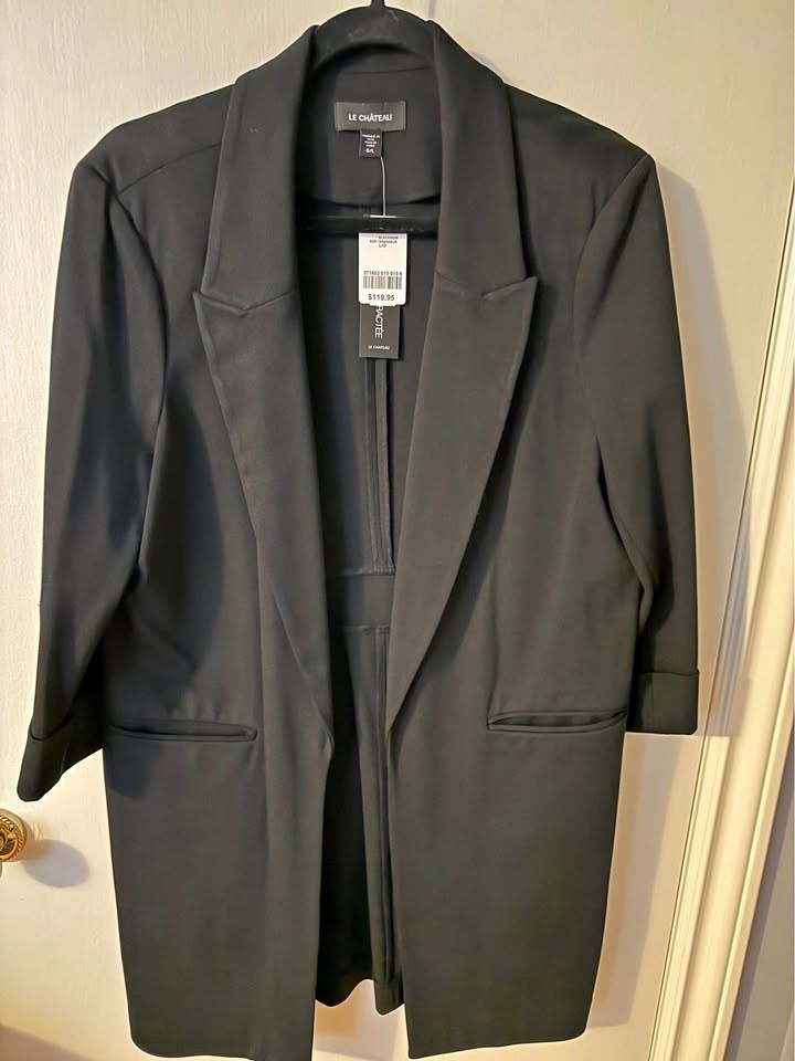 NWT Le Chateau Ladies Blazer - Size L - Black