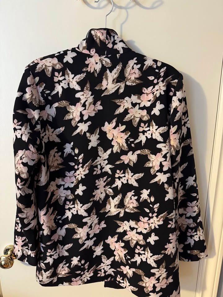 Vila Ladies Blazer - Size L - Black and Floral - photo 2