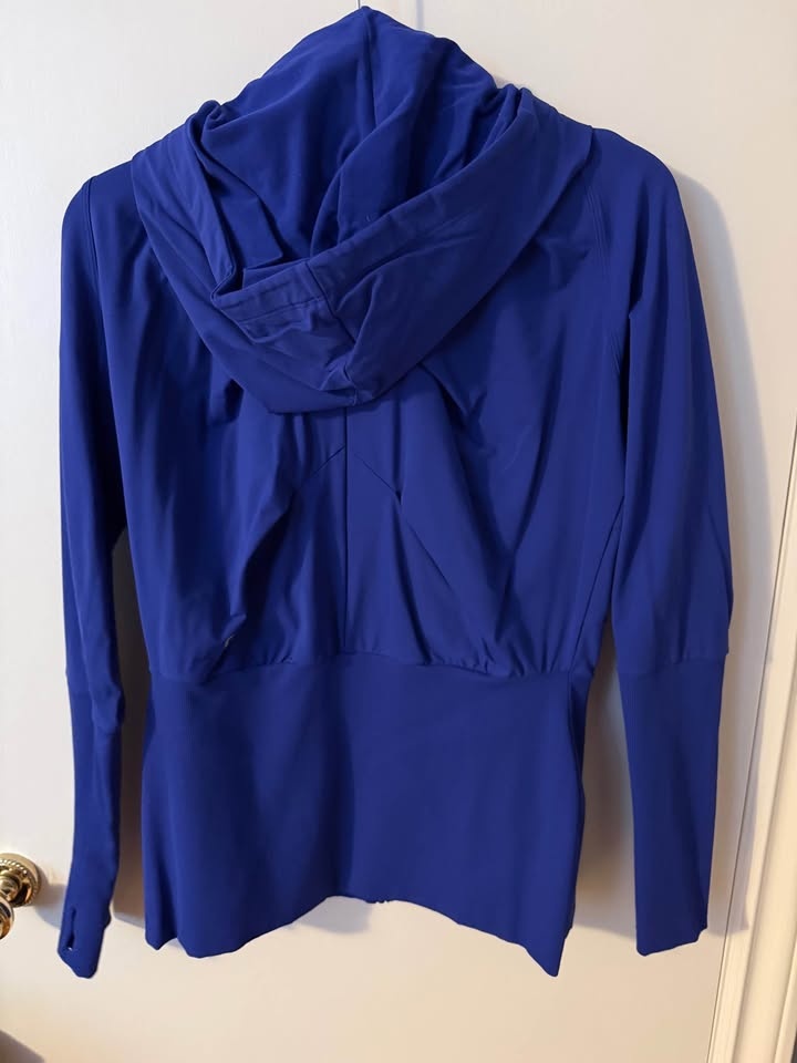 Lululemon Jacket - photo 2