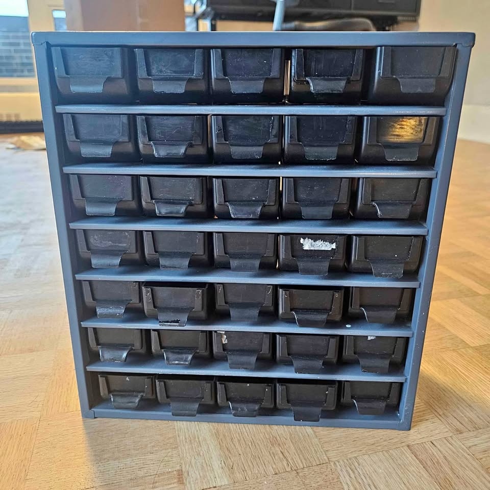 Hardware Electronics Organizer 35 Bins