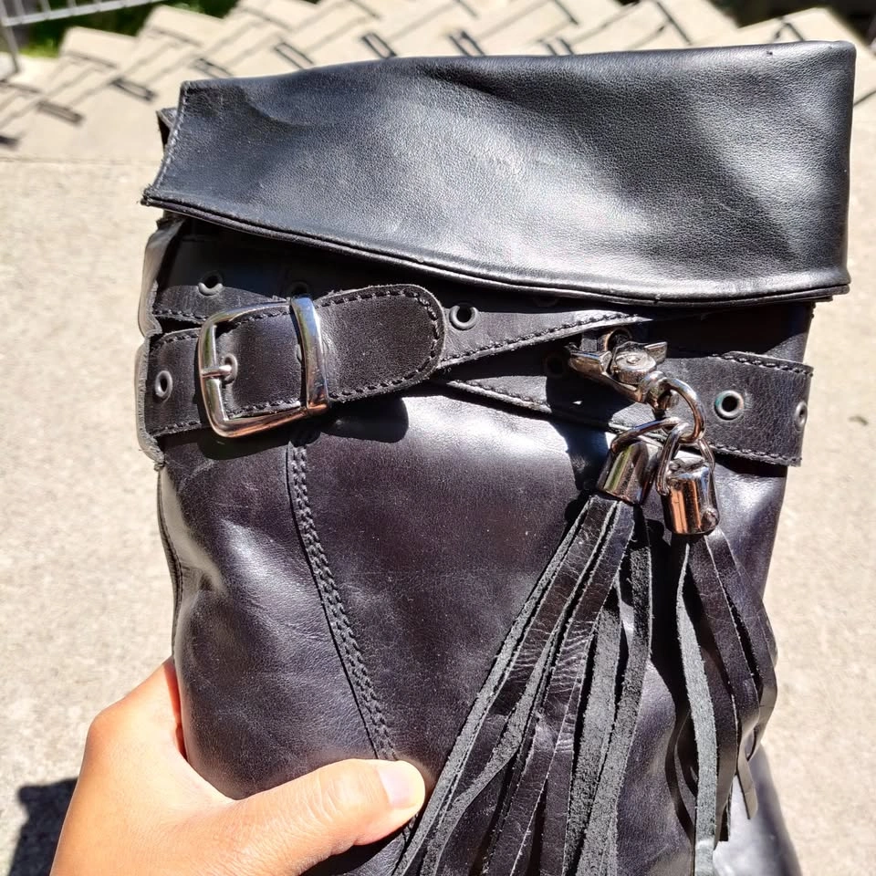 Black Leather Boots - photo 4