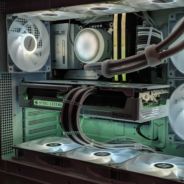 Intel CU 7 265K Rx 9070xt Brand new gaming pc - photo 3