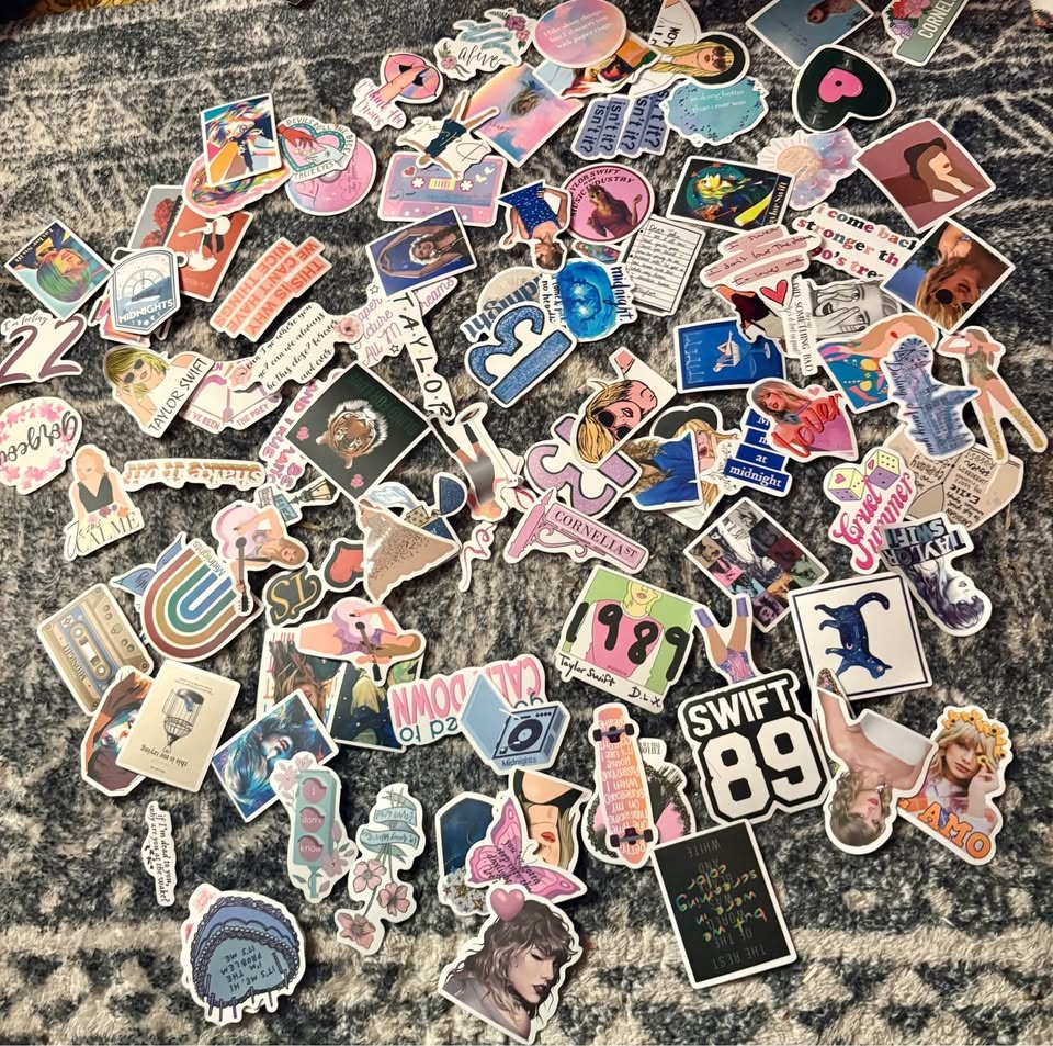 Taylor Swift Items NEVER USED - photo 2