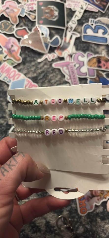 Taylor Swift Items NEVER USED - photo 5