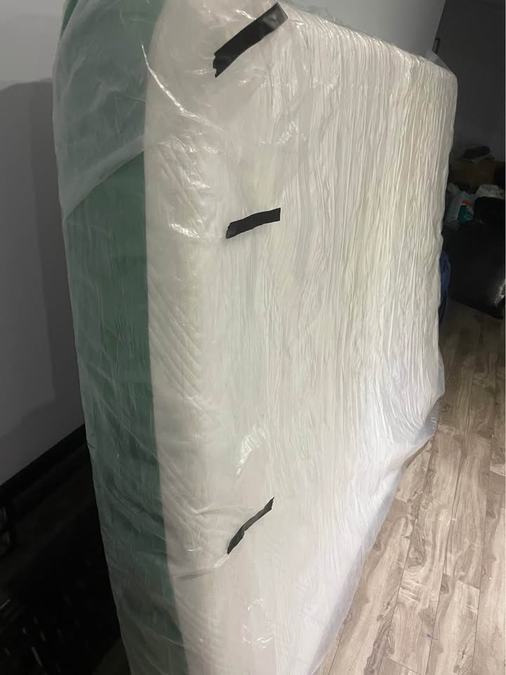 8” cooling gel memory foam mattress queen - photo 2