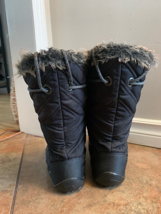 columbia winter boots women’s 6.5 worn 1 season - photo 3