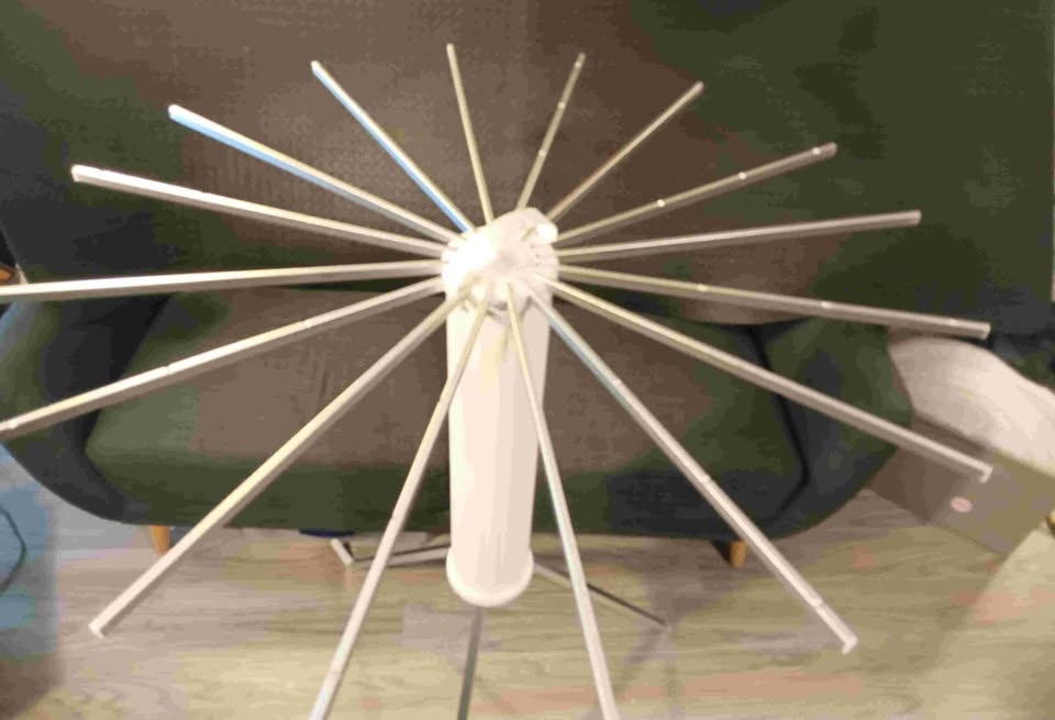 Portable Clothesline Tripod - photo 4