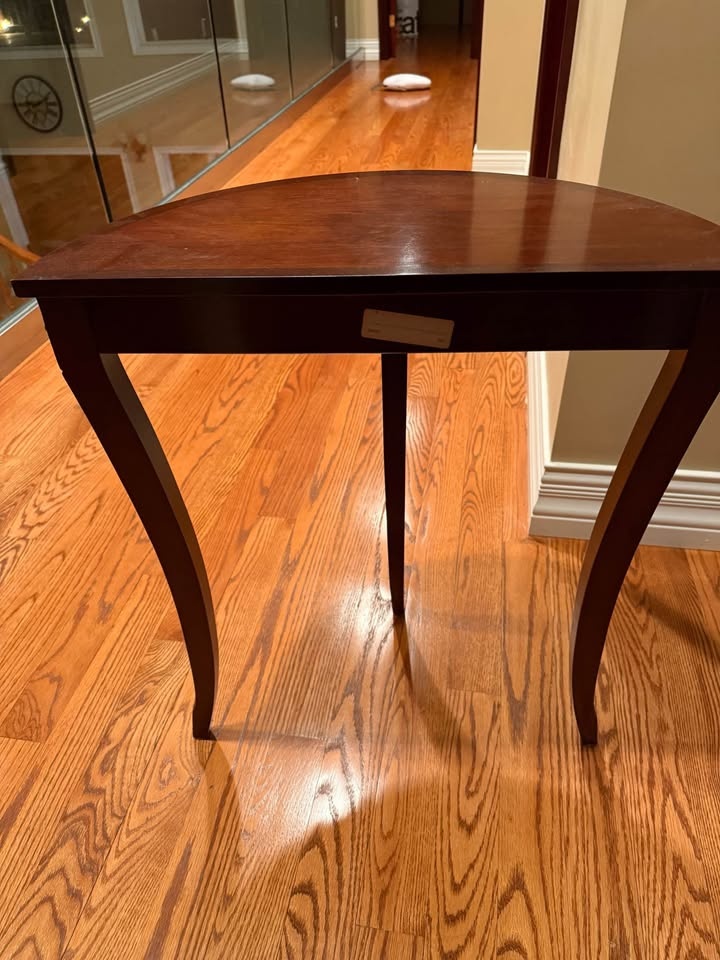 Bombay Company Half-Moon Console Table - photo 4