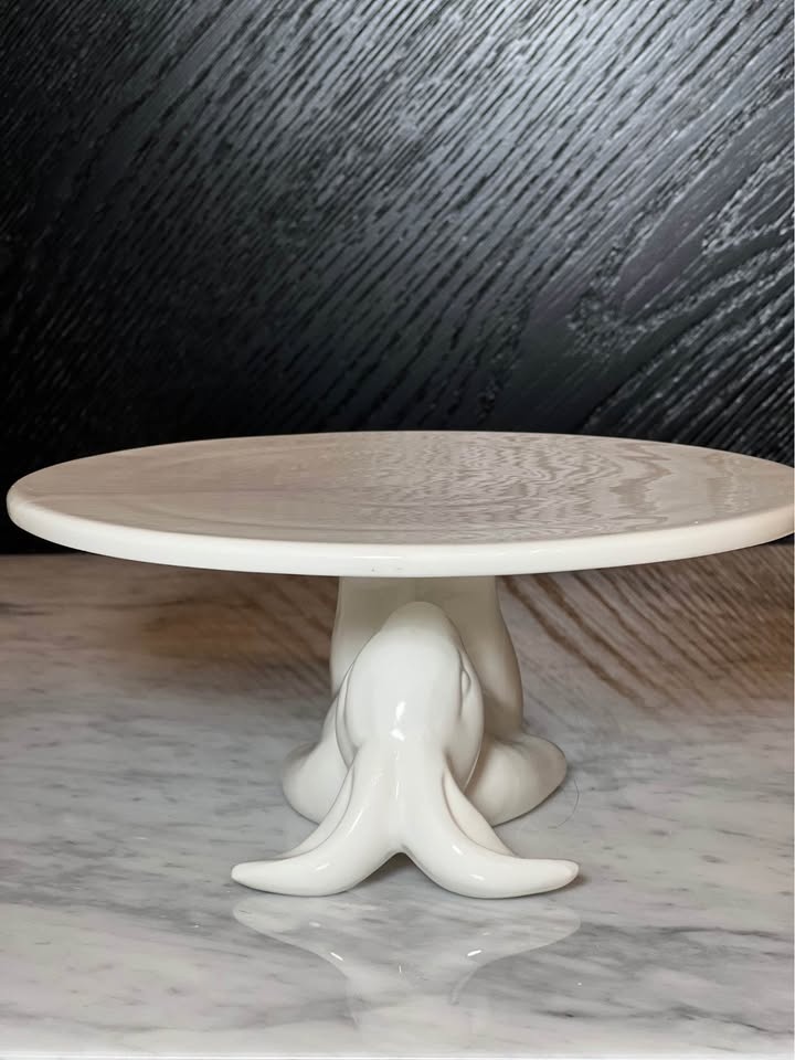 White ceramic bunny cake or cupcake stand - photo 2