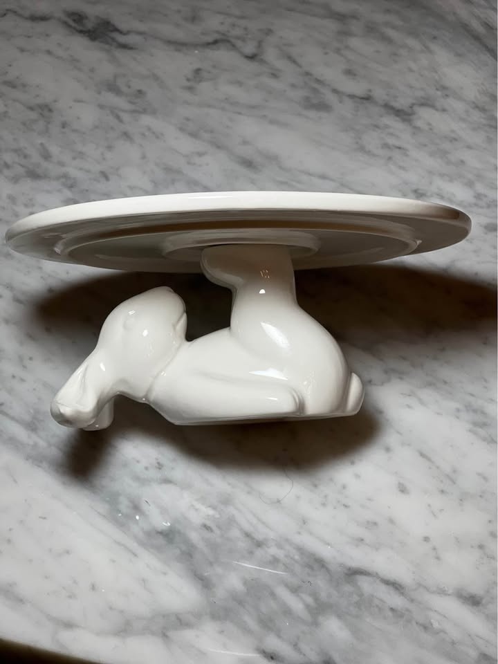 White ceramic bunny cake or cupcake stand - photo 4