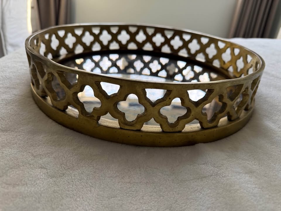 Golden tray - photo 3