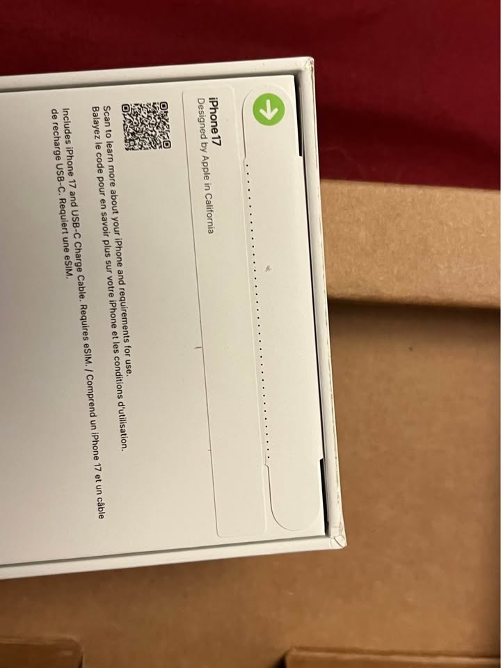 iPhone 17 brand new in unopened box!! - photo 3