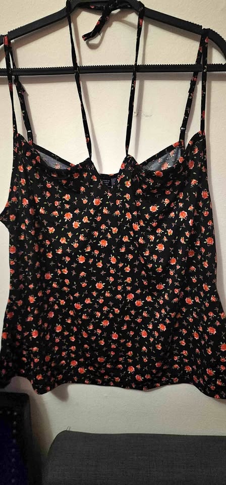 Shein Ditsy floral top