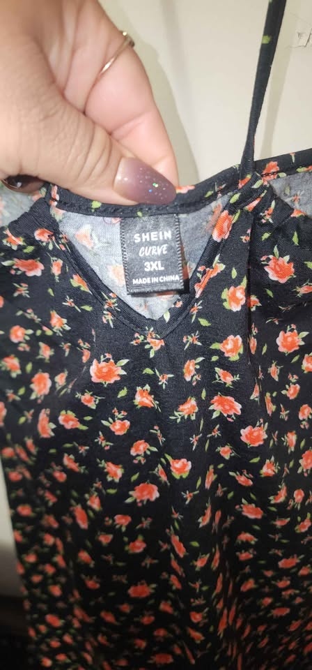 Shein Ditsy floral top - photo 2