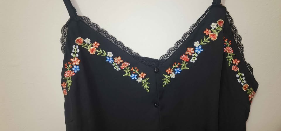 Shein embroidery flower cami top - photo 3