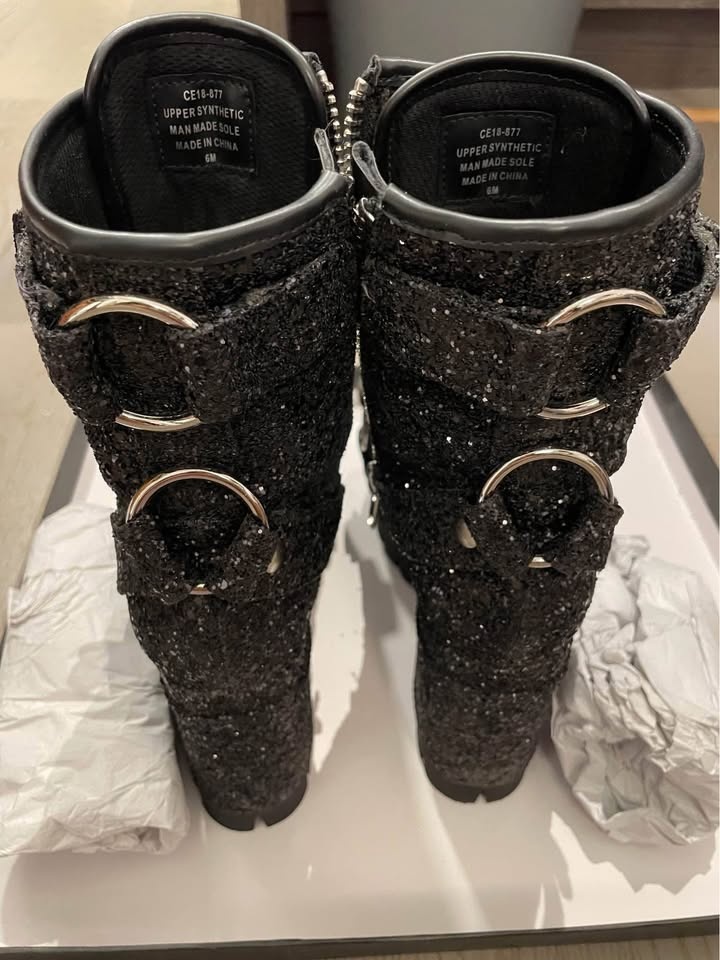Platform Boots in excellent condition - photo 3