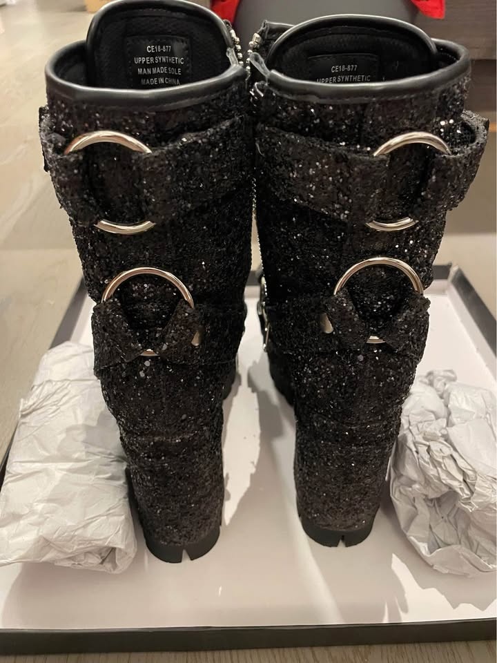 Platform Boots in excellent condition - photo 4