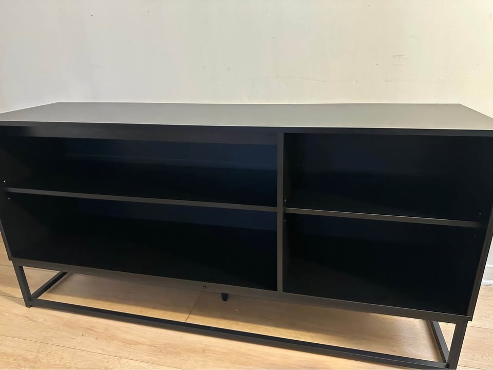 TV stand and entertainment center 60”/ Soporte de TV 60” - photo 2