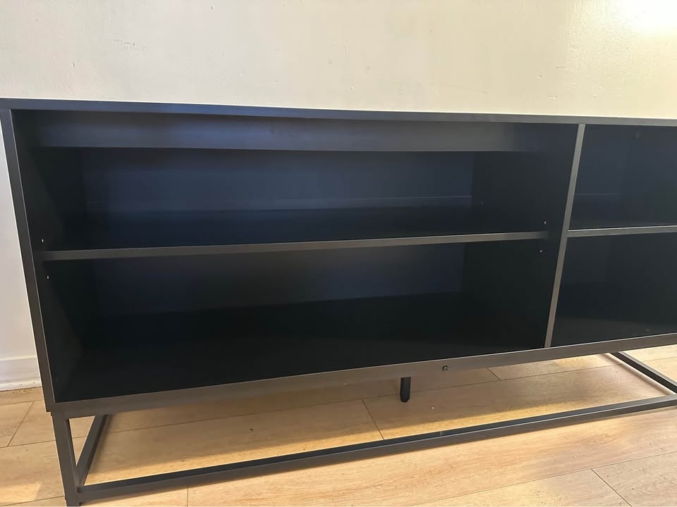 TV stand and entertainment center 60”/ Soporte de TV 60” - photo 3