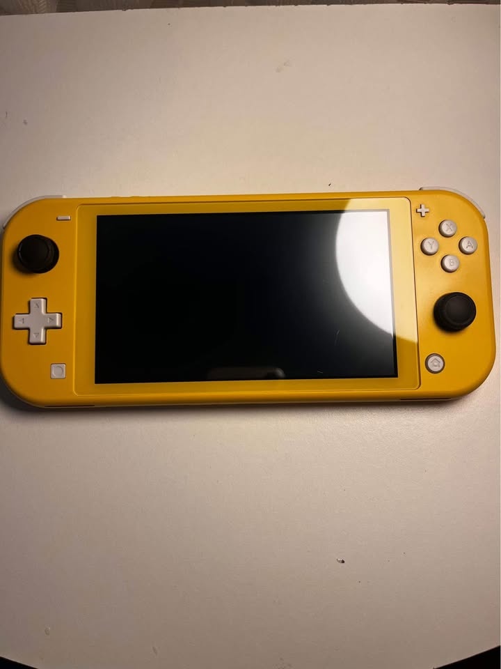 Nintendo Switch Lite – Upgraded Hall Effect Joysticks – Yellow - photo 3