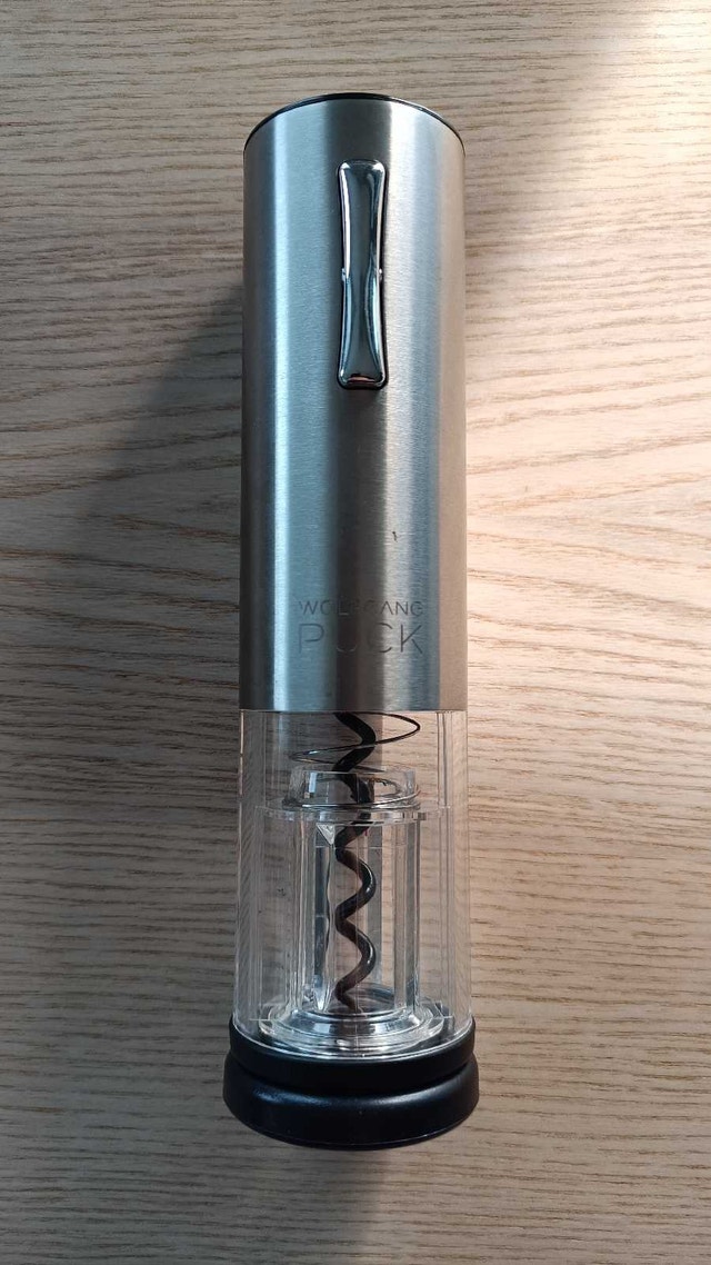 Electric wine bottle opener - photo 2