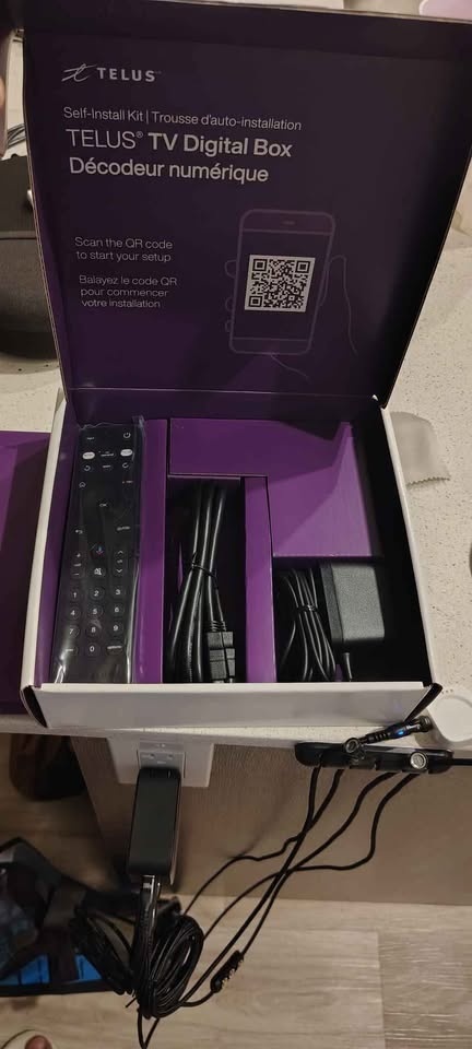 Telus Digital Optik TV Box w/ Google Assistant - photo 2