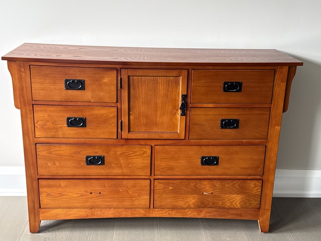 King size vintage bed size dresser