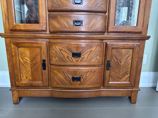 Oak China Cabinet - photo 2